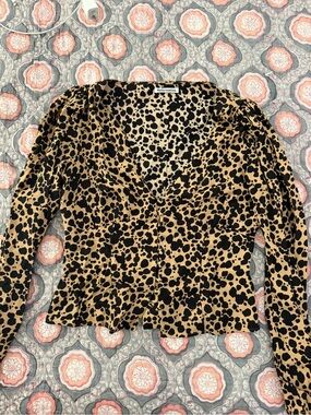 Reformation Fashion Black and Tan Leopard Print V-Neck Blouse